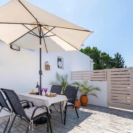 דירה Bright With Garden In Archangelos, 45 M², 2 Pers. *