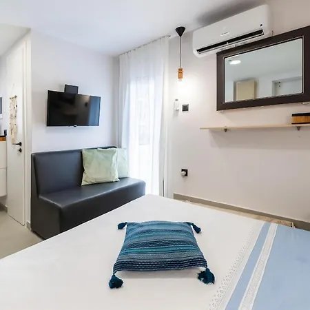 דירה Bright With Garden In Archangelos, 45 M², 2 Pers.