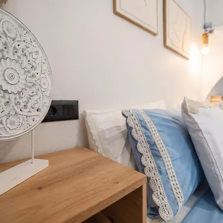 דירה Bright With Garden In Archangelos, 45 M², 2 Pers. *